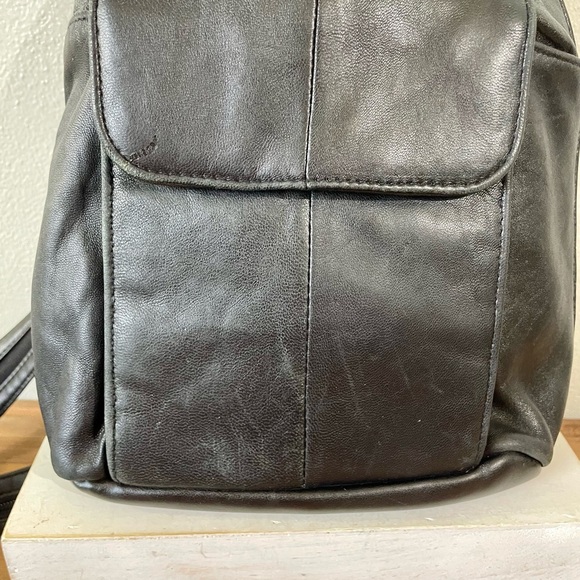 Vtg Smooth Leather Silver Accents Backpack Slingback Travel Minimalist Organizer - Picture 3 of 16